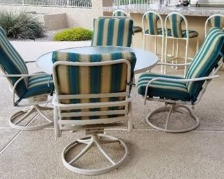 Patio Furniture Table Set with 4 rockers