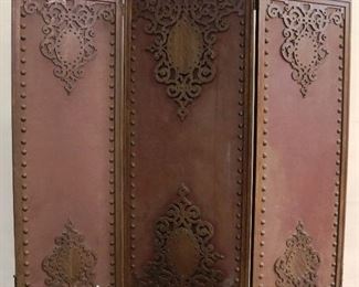 Fantastic carved oak 3 panel screen