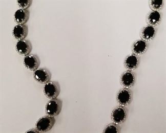14K Sapphire & diamond necklace App$33000