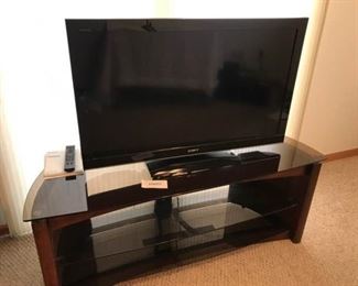 006 Sony Bravia LCD TV with Entertainment Stand