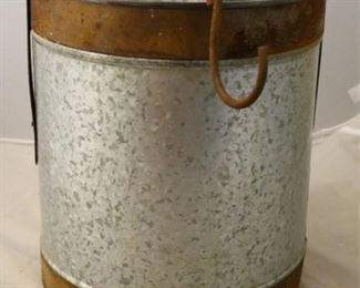 Galvanized well bucket