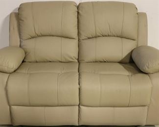 Leather Italia Winnifield power loveseat