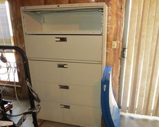 Lateral file cabinet with key