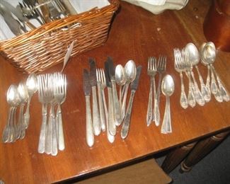 assorted silver plate flatware