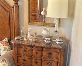 Pr Marble top bedside tables,Pr Fine  glass lamps, dresser items