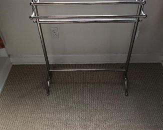 free standing towel rack