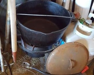 Cast iron and fish cooker