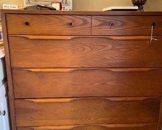 Mid century chest of drawers.