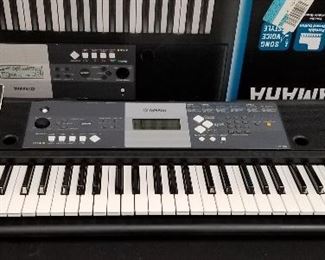 Yamaha digital keyboard YPT-230 w/box