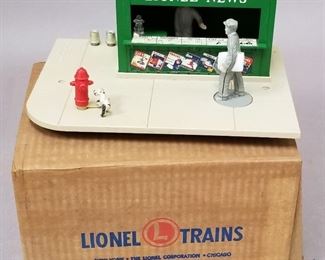 Post war Lionel Animate Newsstand in box