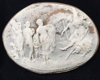4" X 3 1/2"  Cameo carved shell, gold bezel ,19th century