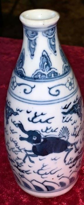 chinese old small vase