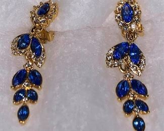 500+ Pieces of jewelry - prices range from $10ea on up...willing to negotiate lot prices