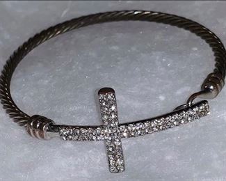 500+ Pieces of jewelry - prices range from $10ea on up...willing to negotiate lot prices