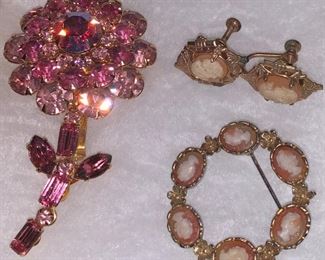 500+ Pieces of jewelry - prices range from $10ea on up...willing to negotiate lot prices