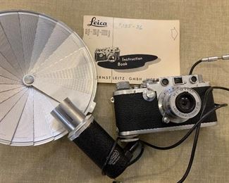 Ernst Leitz Wetzlar camera                                                          
Leica IIIf- Screw Mount (1950-1957)