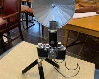 Ernst Leitz Wetzlar camera                                                          
Leica IIIf- Screw Mount (1950-1957)