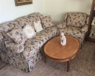 Very nice living room furniture