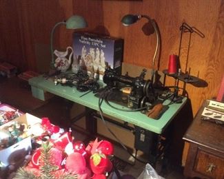 Commercial sewing machine