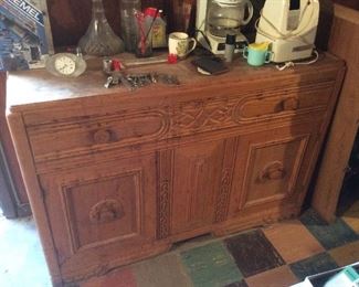 Oak buffet
