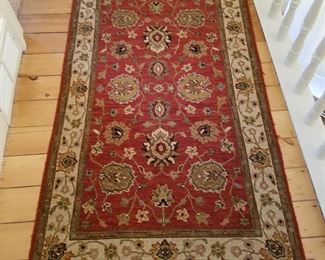 Newer oriental rug