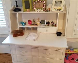 Desk/secretary with lower storage drawers