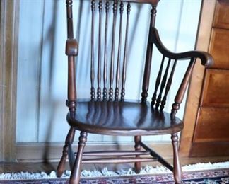 chair 18d x 36h x 21w