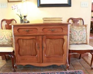 Buffet 21d x 41w x 31h