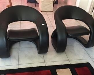 (4) Black Leather Chairs (Extremely Comfortable)