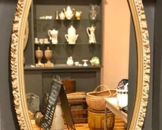Vintage Mirror https://ctbids.com/#!/description/share/291995