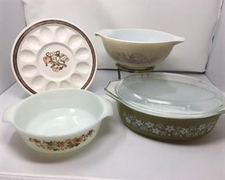 Pyrex and Various Dishes https://ctbids.com/#!/description/share/292043