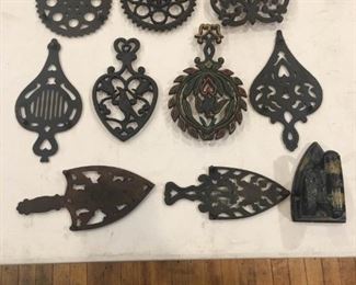 Cast Iron Trivets https://ctbids.com/#!/description/share/292083