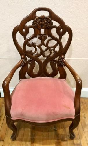Antique Wooden Chair https://ctbids.com/#!/description/share/292054