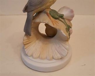 Porcelain birds