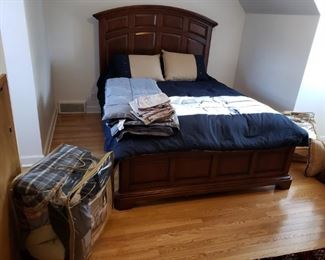 Solid Wood Queen Size Bed Frame with Mattress and Split Box Spring