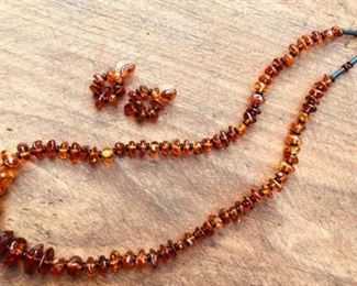Amber Bead Necklace and Matching Earrings https://ctbids.com/#!/description/share/291687
