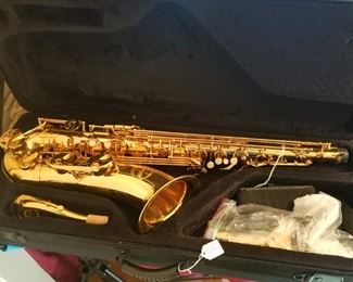 Tenor Sax christopher Elliot Reeds and case