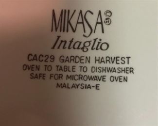 Mikasa Intaglio set