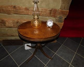 Mahogany Lamp Table