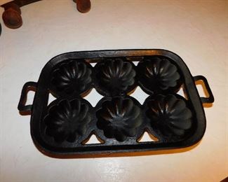 Cast Iron Muffin Pan