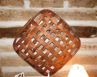 Tobacco Basket