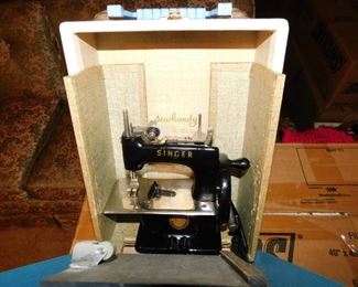 Childs Singer Sewing Machine with Original Case and Mounting Bracket
