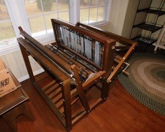Herald Weaving Loom with Accessories