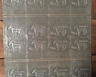 Brown's Mule Tin