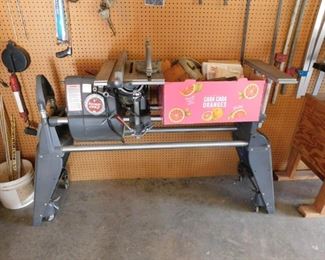 Nice Shop Smith with Accessories