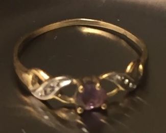 10 K Gold Ring
