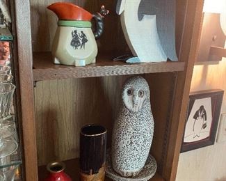 Large Pigeon Forge Pottery Barn Owl (D. Ferguson)