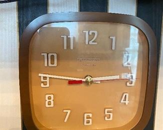 Vintage Bulova Electronic Clock