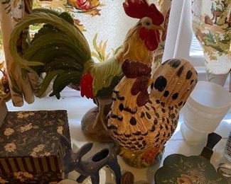 Large Rooster Figurine/Toleware Crumb Dish