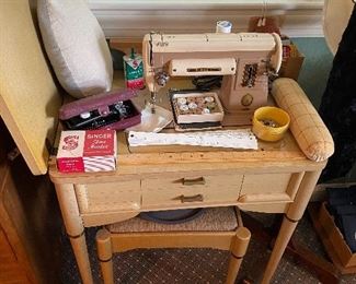 Singer Sewing Machine